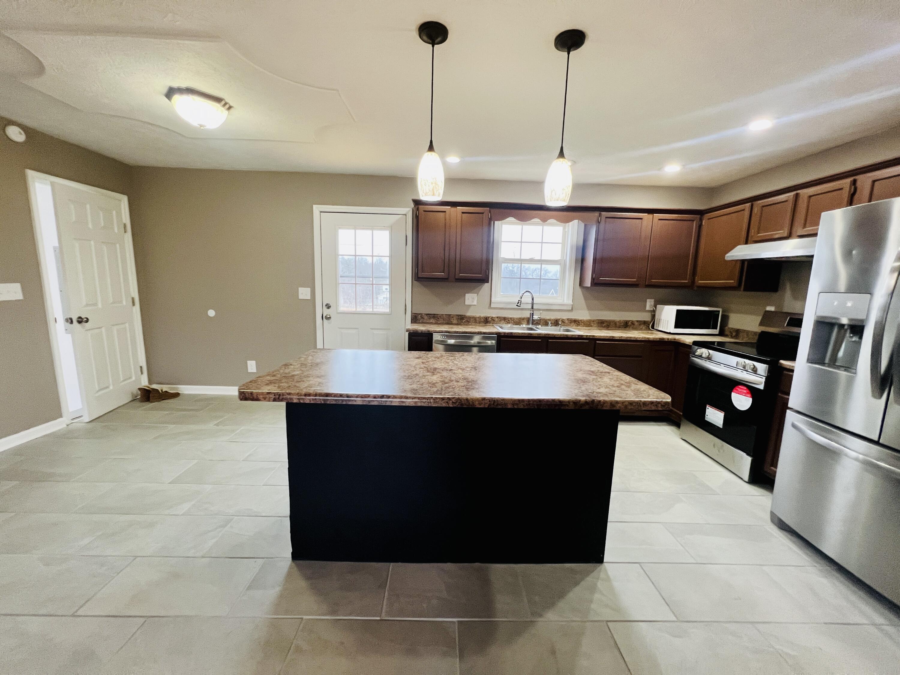 178 Barker Road Lily, KY 40740 - Photo 13 of 30 IMG_6853
