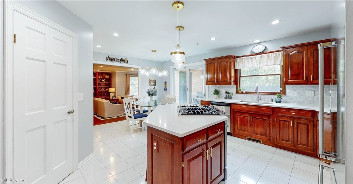 5550 Spring Grove Drive Solon, OH 44139 - Photo 10 of 31