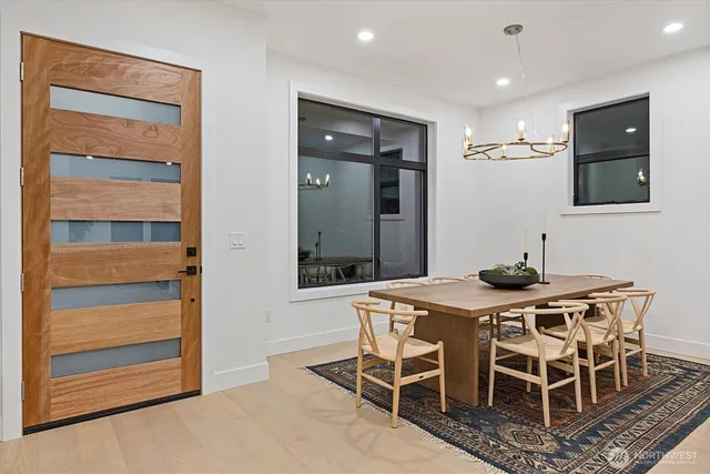 $2,989,000 | 2515 35th Avenue West, Seattle, WA 98199