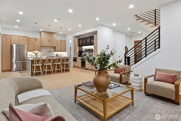 $2,889,000 | 2515 35th Avenue West, Seattle, WA 98199