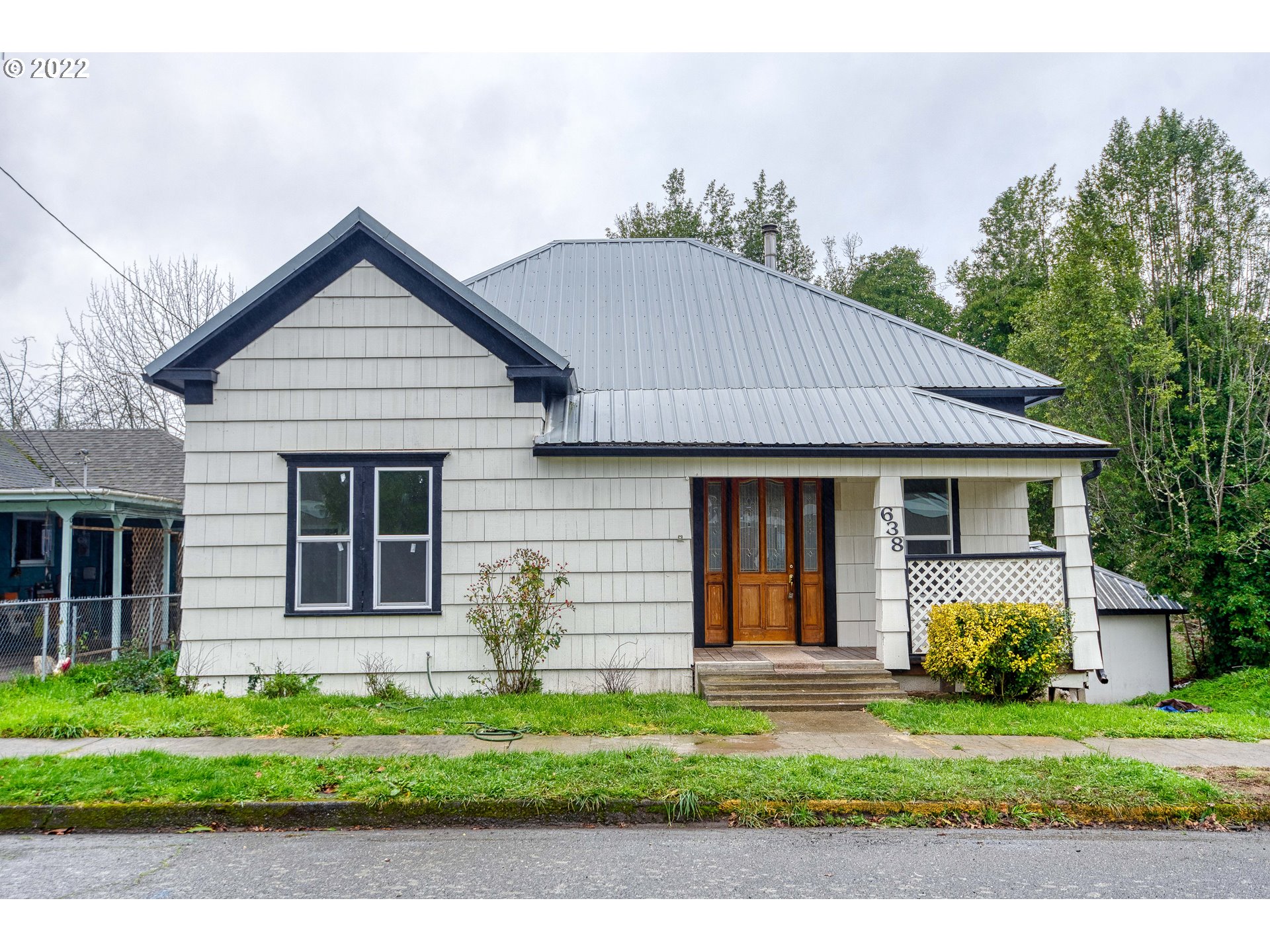 638 4th Street Myrtle Point, OR 97458 - Photo 1 of 25 Gallery Image 1