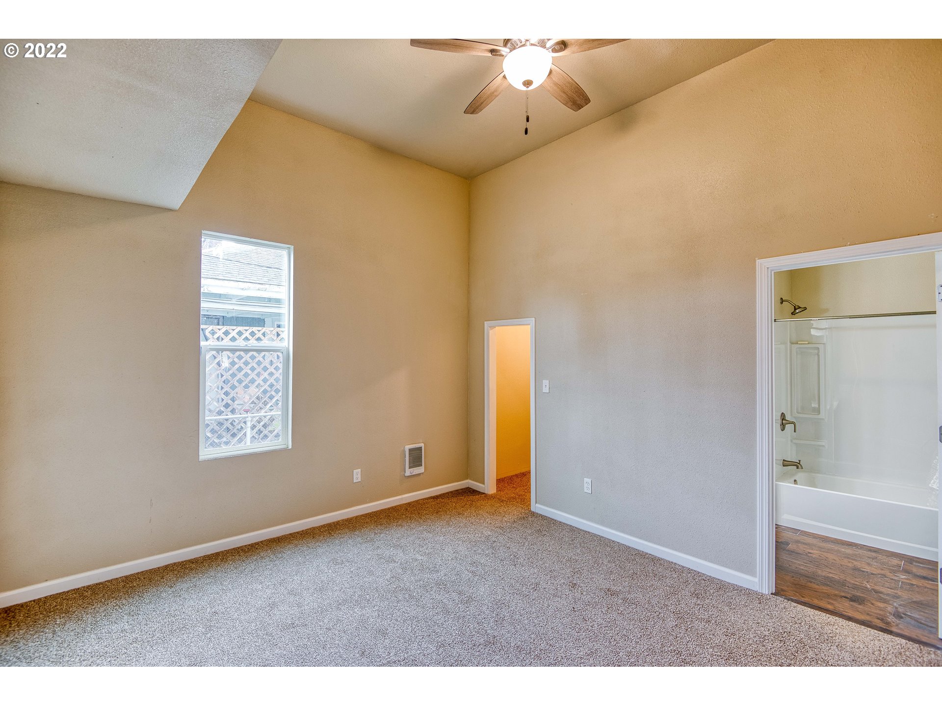 638 4th Street Myrtle Point, OR 97458 - Photo 14 of 25 Gallery Image 14