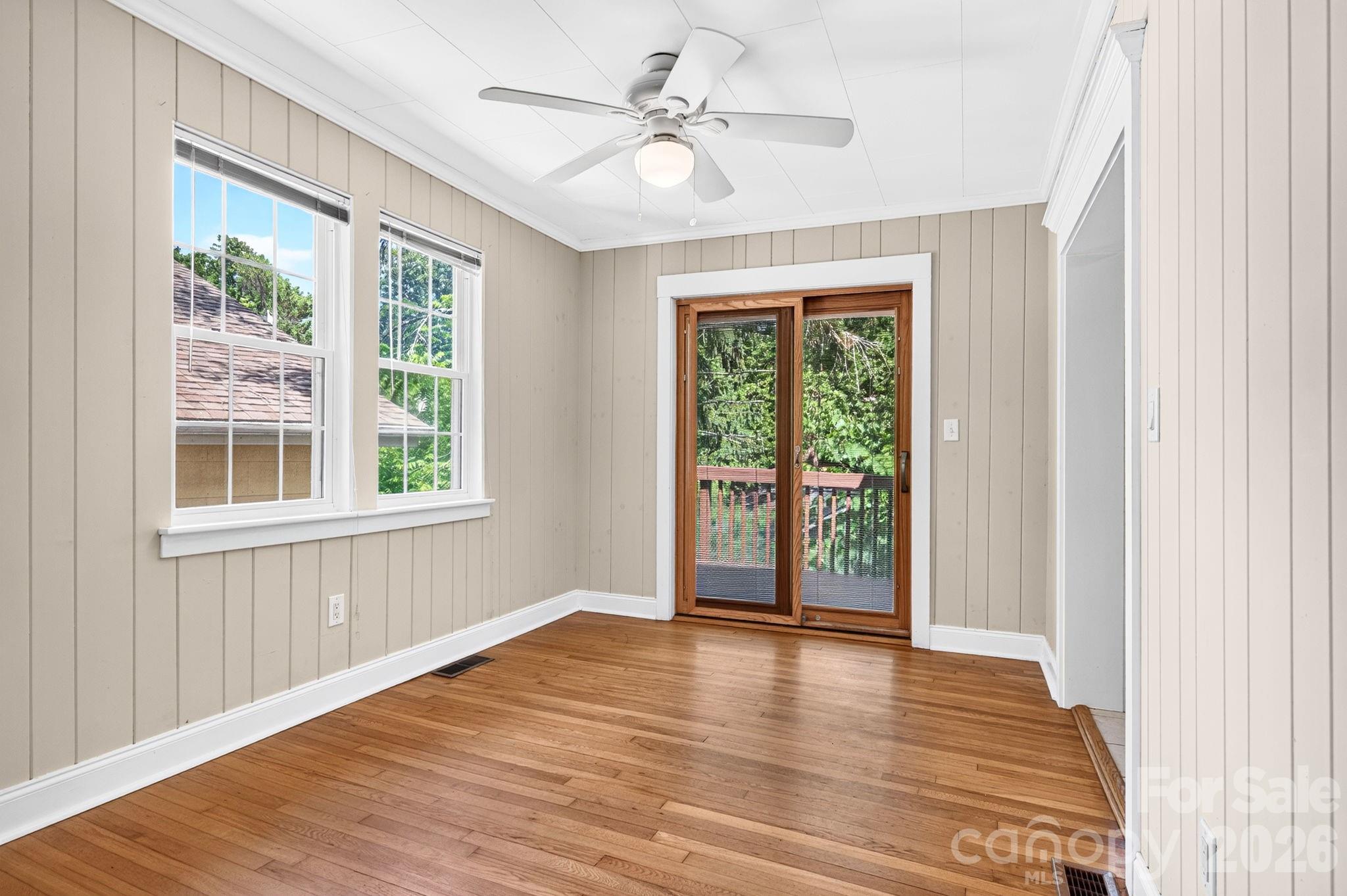 28 Chatham Road Asheville, NC 28804 - Photo 13 of 33