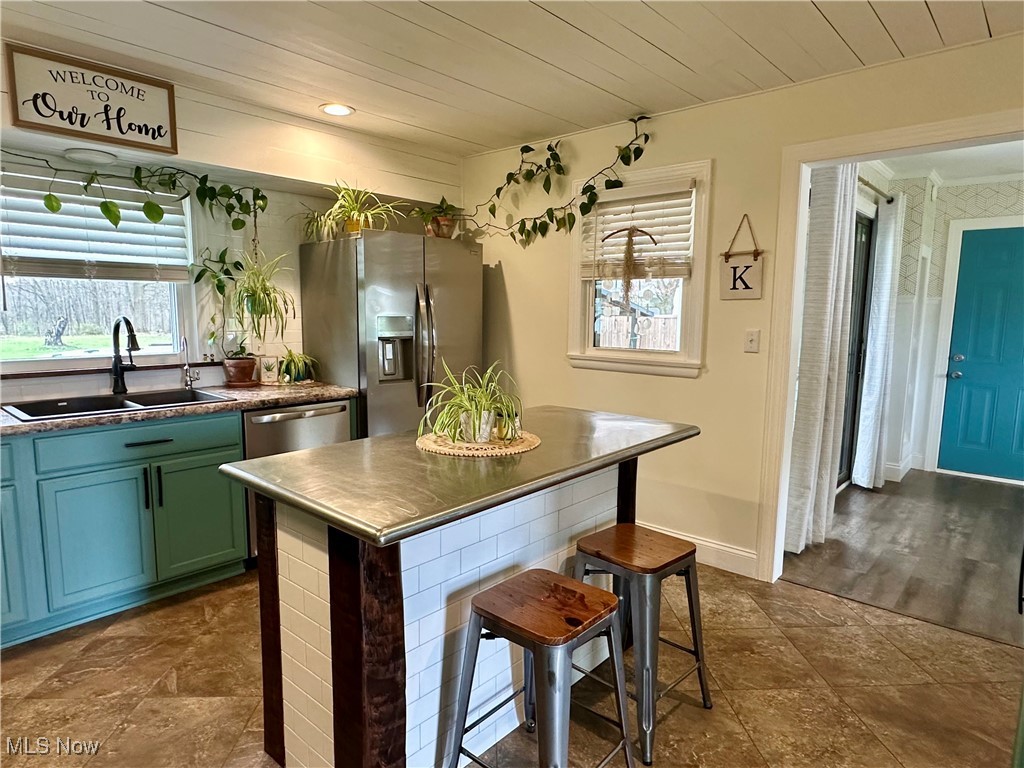 1775 Far View Road Akron, OH 44312 - Photo 9 of 46