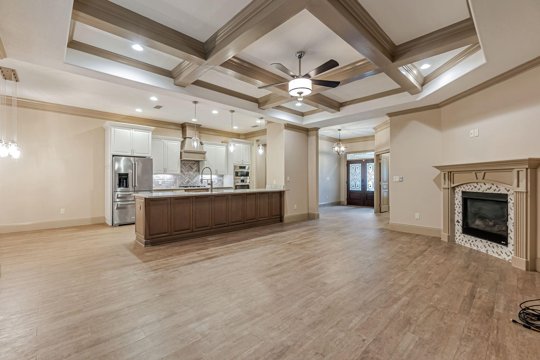 104 Mooney Road Northeast Fort Walton Beach, FL 32547 - Photo 15 of 48 Living room