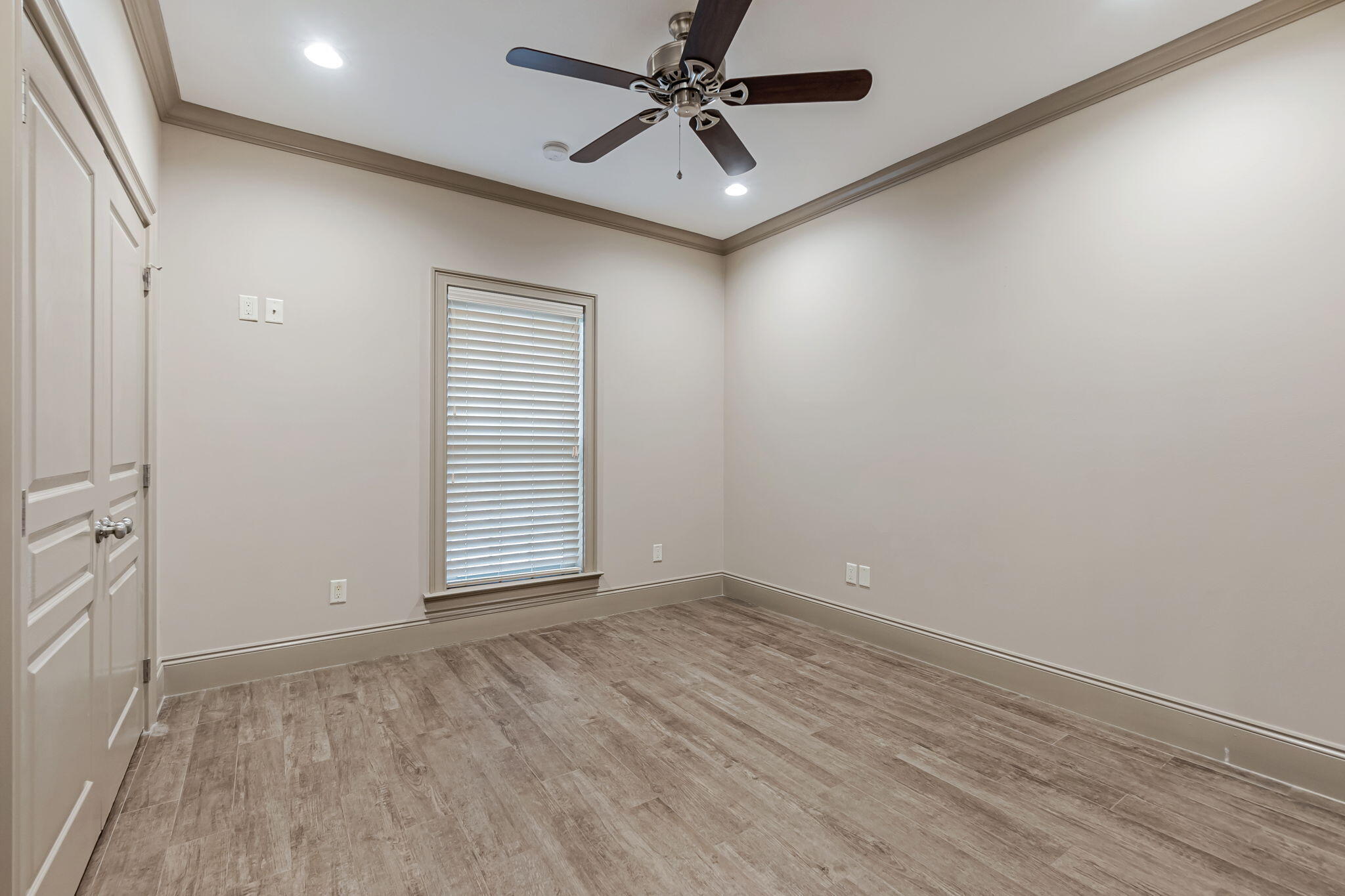 104 Mooney Road Northeast Fort Walton Beach, FL 32547 - Photo 39 of 48 Bedroom 3