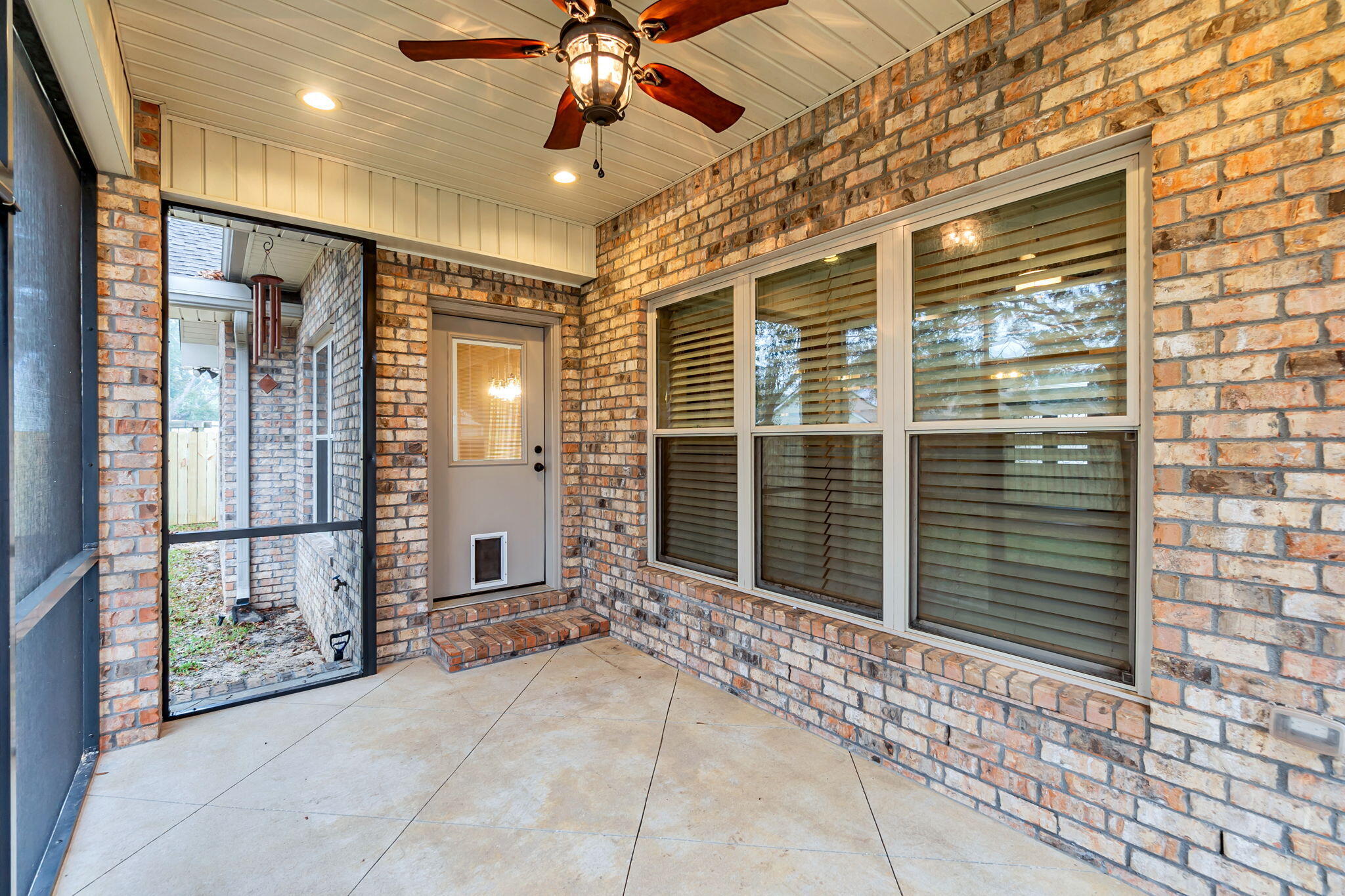 104 Mooney Road Northeast Fort Walton Beach, FL 32547 - Photo 43 of 48 Screened in porch