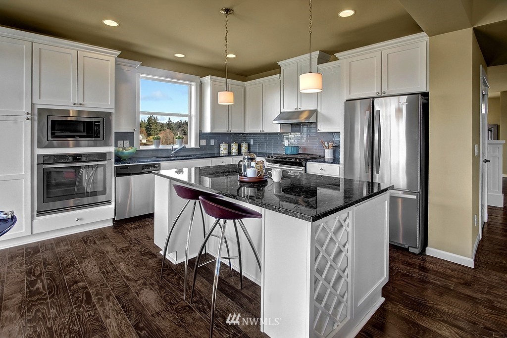 19314 111th Place Northeast Bothell, WA 98011 - Photo 5 of 10 Gallery Image 5