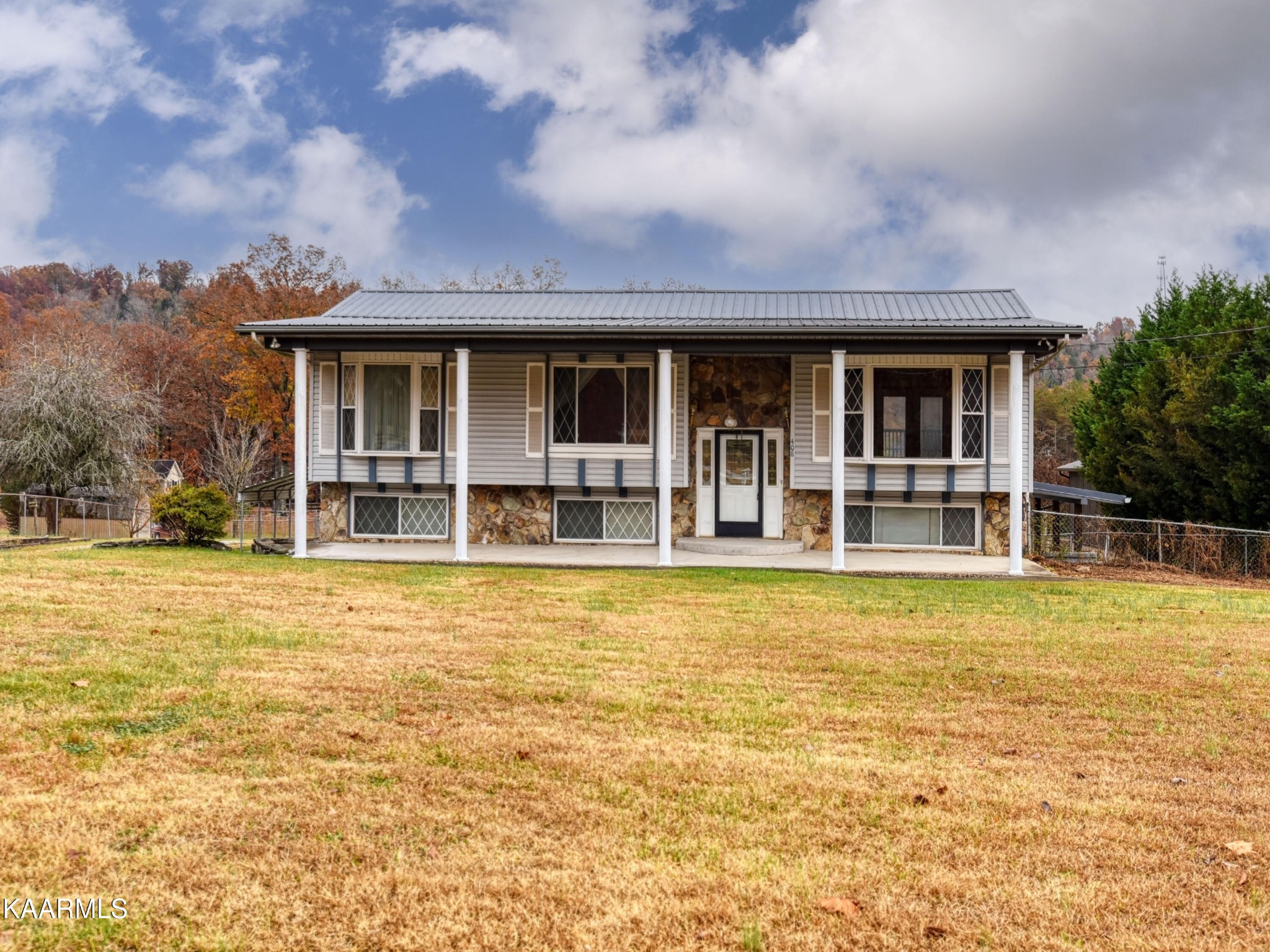 408 Raccoon Valley Road Powell, TN 37849 - Photo 1 of 31
