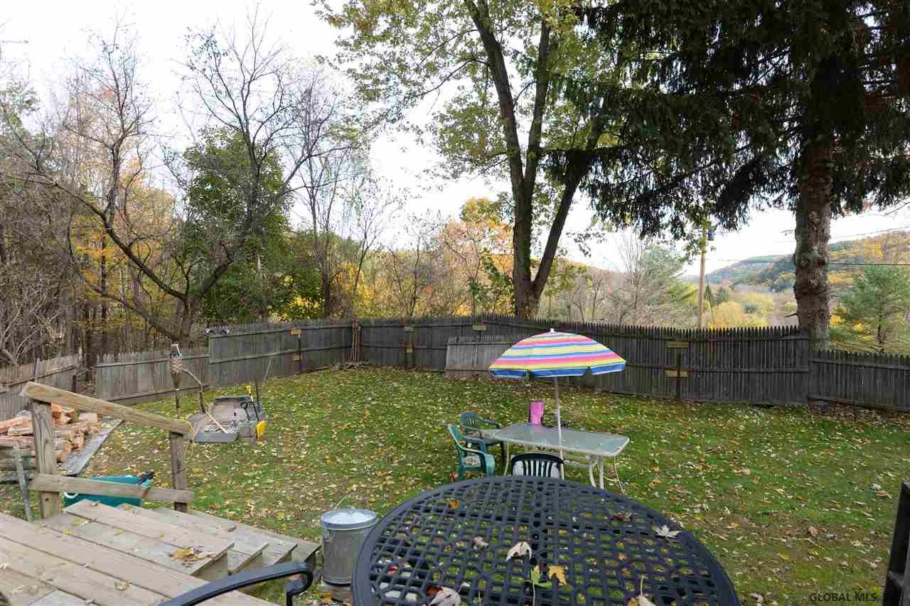 24 Whitbeck Road Coeymans, NY 12046 - Photo 5 of 19 Photo 5