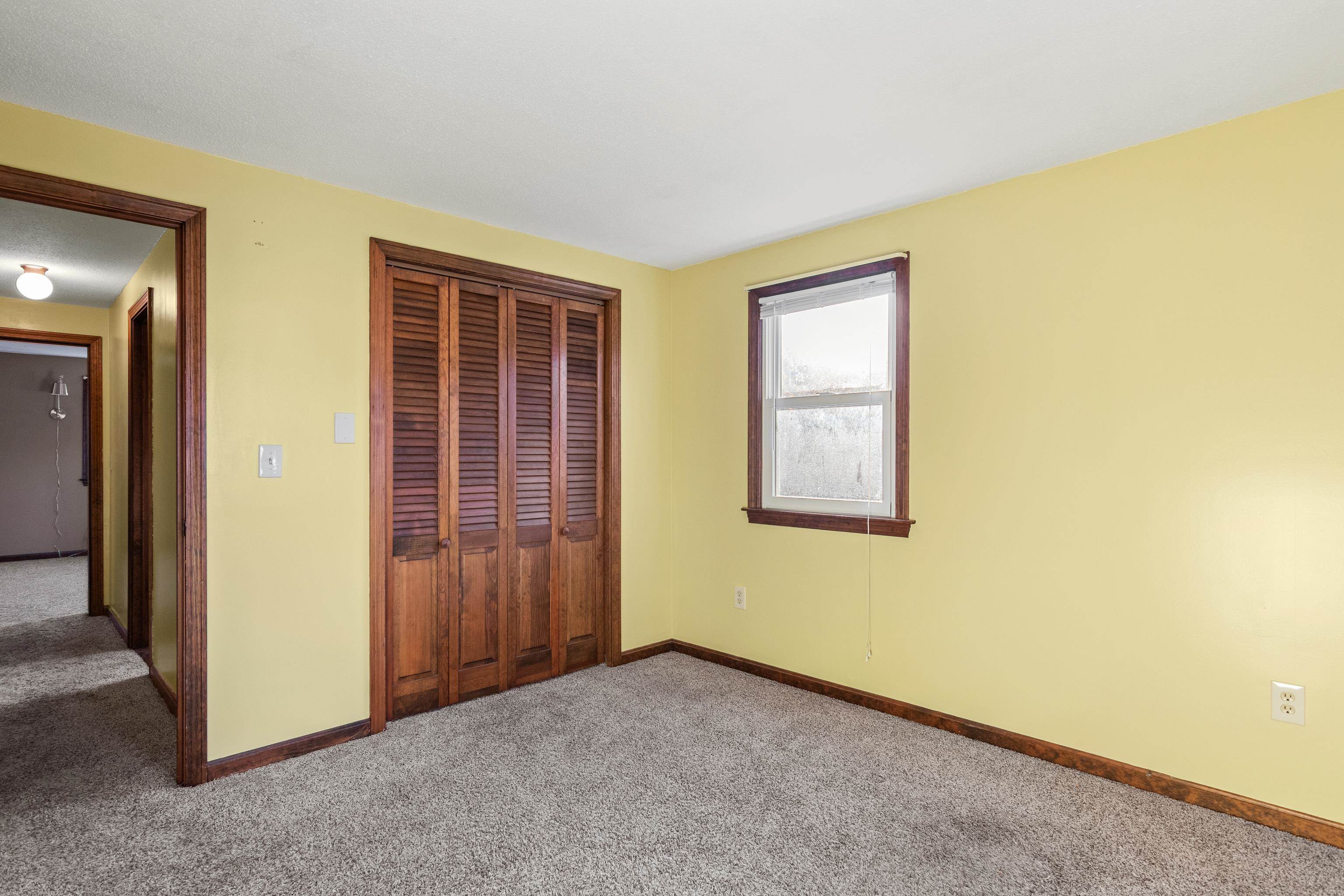 88 Scobie Pond Road Derry, NH 03038 - Photo 27 of 40