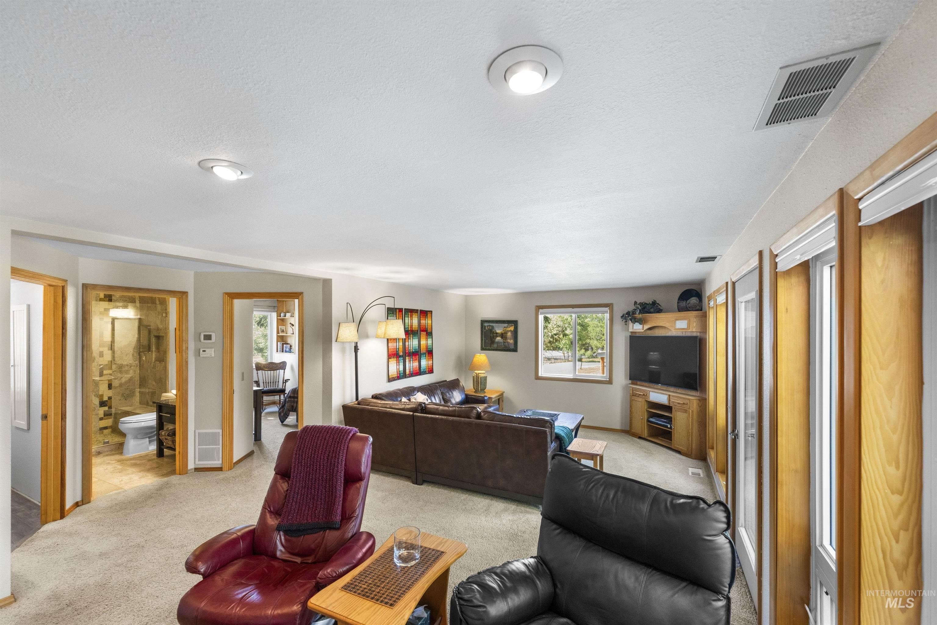 108 Gardner Place Cascade, ID 83611 - Photo 31 of 44