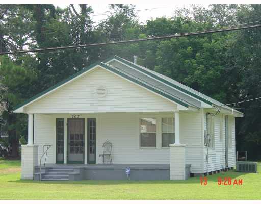 707 Paul Maillard Road Luling, LA 70070 - Photo 1 of 8 Gallery Image 1