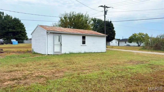 $117,500 | 409 Lincoln Drive, Fredericktown, MO 63645