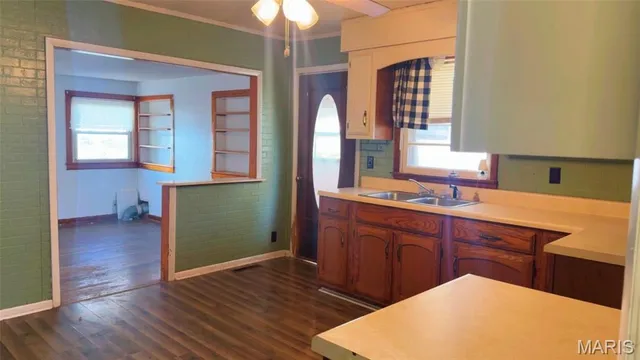 $117,500 | 409 Lincoln Drive, Fredericktown, MO 63645