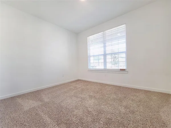 $2,360 | 2032 Bobtail Pass, Leander, TX 78641