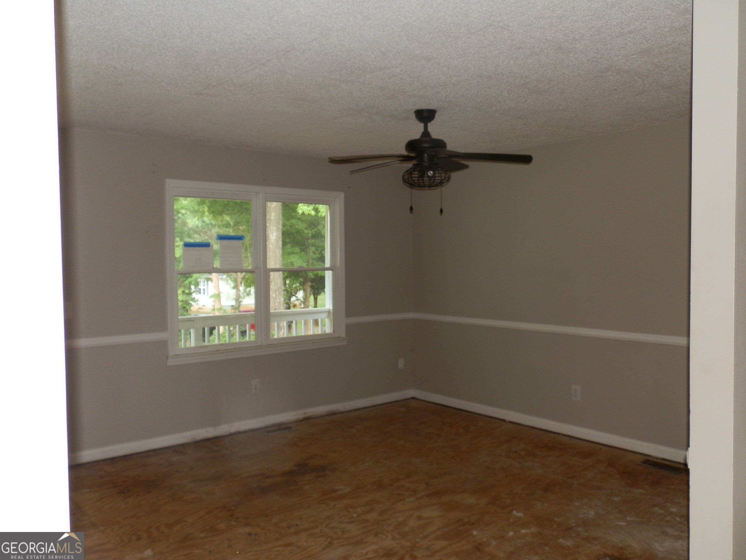 51 Jennifer Lane Rydal, GA 30171 - Photo 8 of 37 Living Room