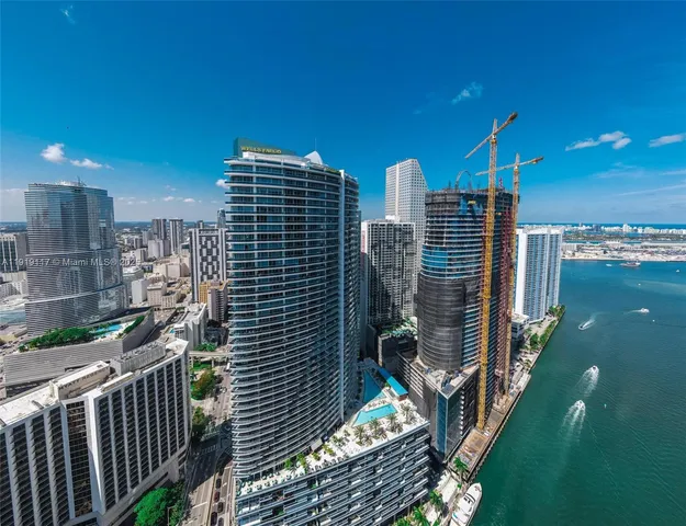 $8,500 | 200 Biscayne Blvd Way, Unit 4707, Miami, FL 33131