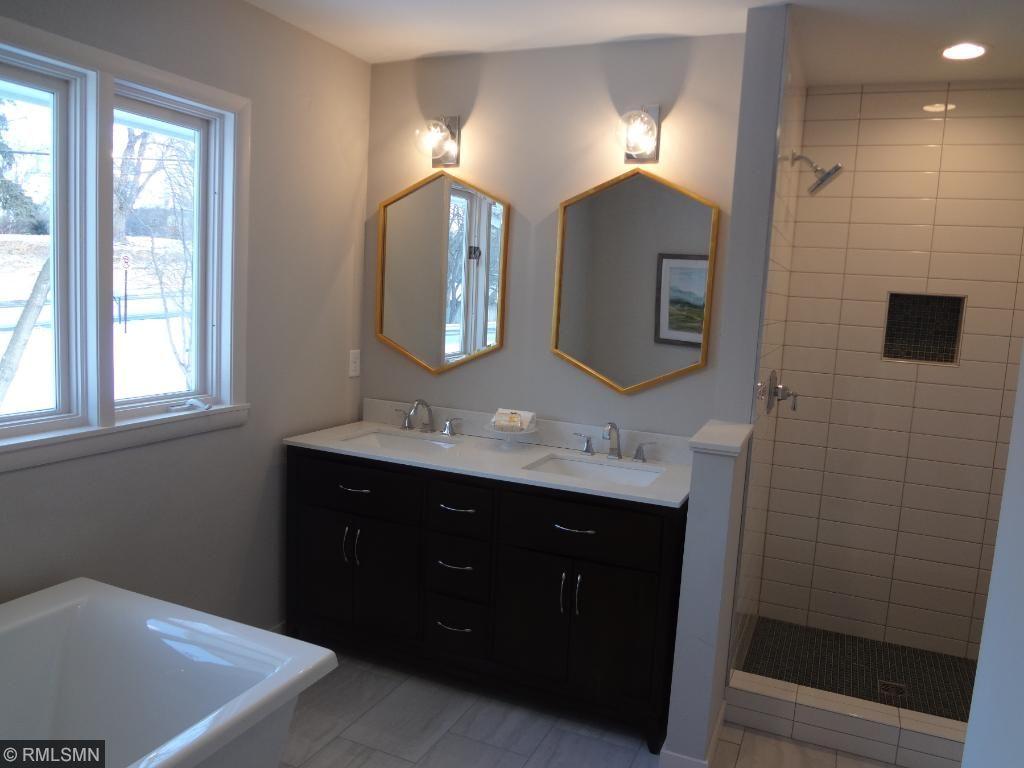 4325 Golden Valley Road Golden Valley, MN 55422 - Photo 13 of 21 Gallery Image 13