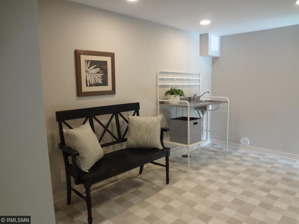 4325 Golden Valley Road Golden Valley, MN 55422 - Photo 20 of 21 Gallery Image 20
