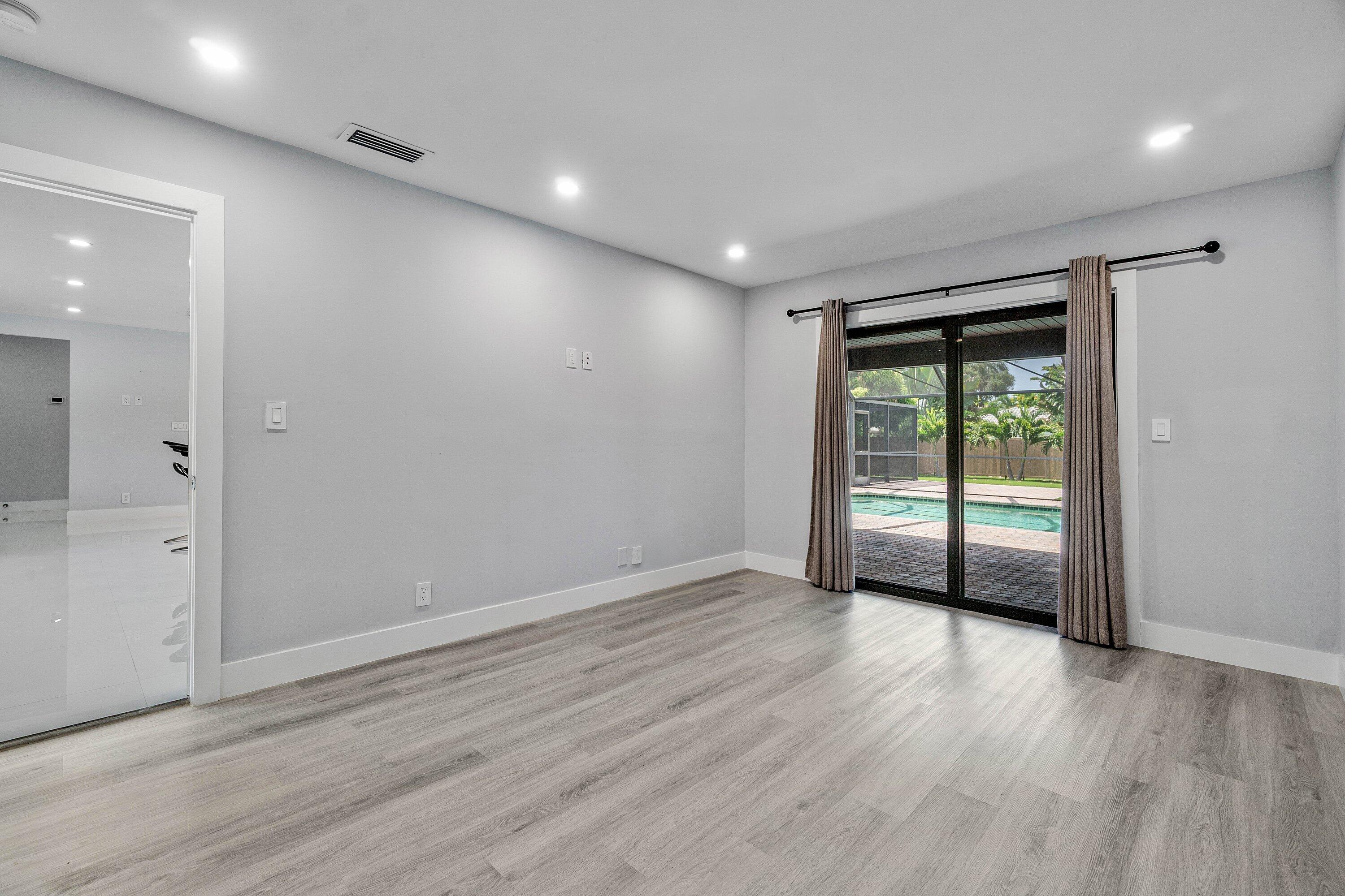 820 Southwest 16th Street Boca Raton, FL 33486 - Photo 20 of 44 024-820Southwest16thStreet-BocaRaton-FL-