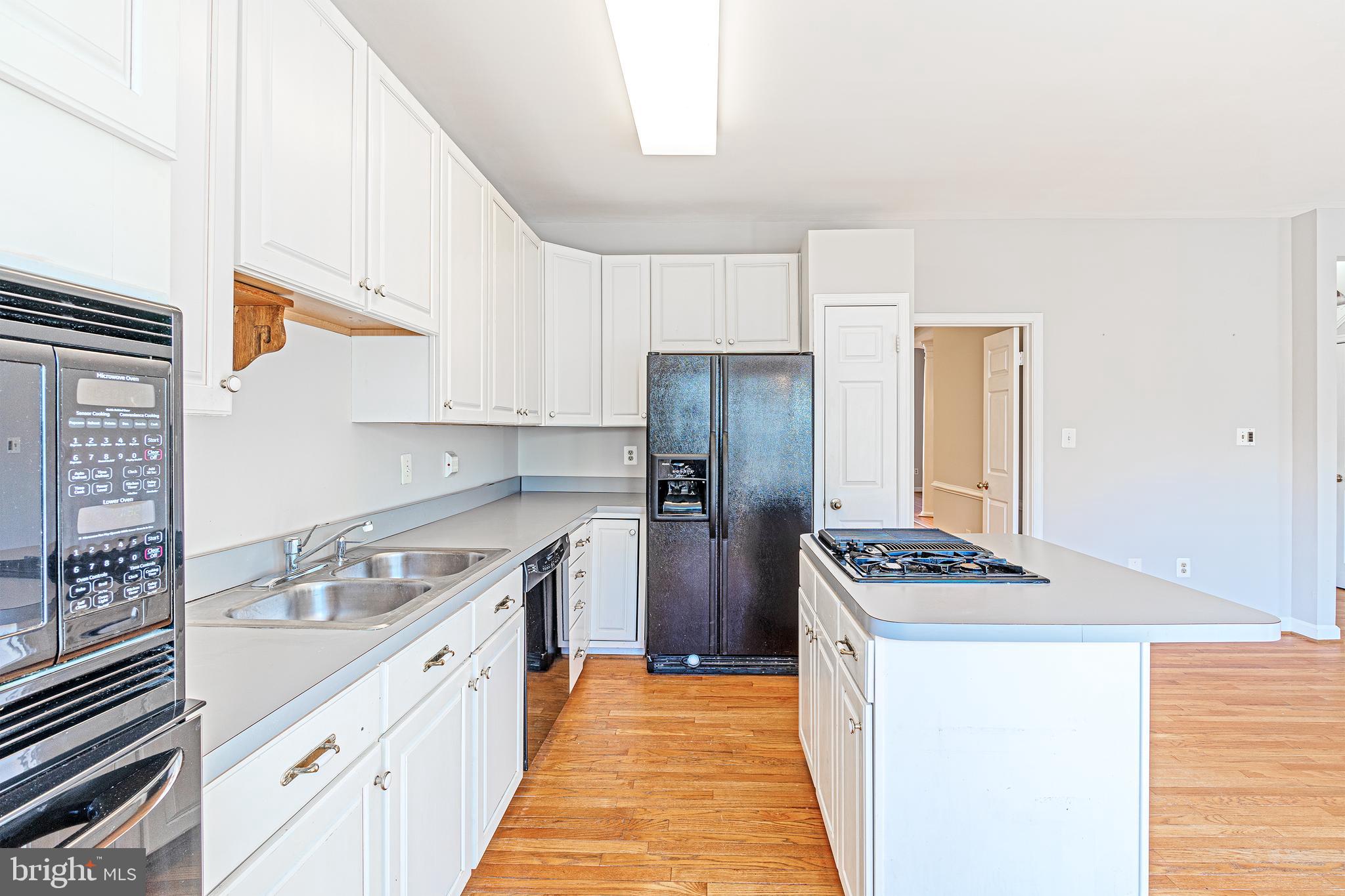 9503 Gatecross Place Burke, VA 22015 - Photo 13 of 39