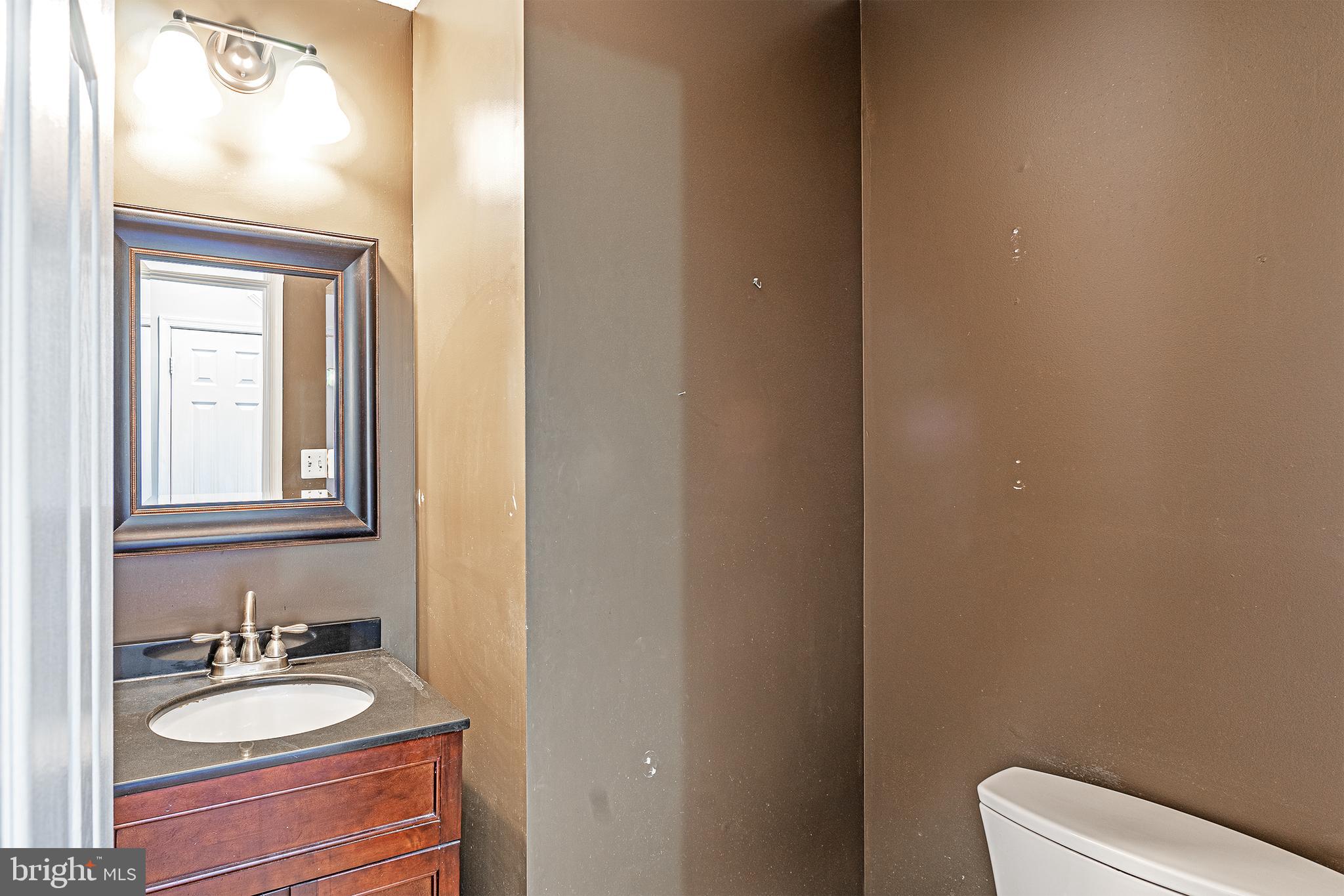 9503 Gatecross Place Burke, VA 22015 - Photo 17 of 39