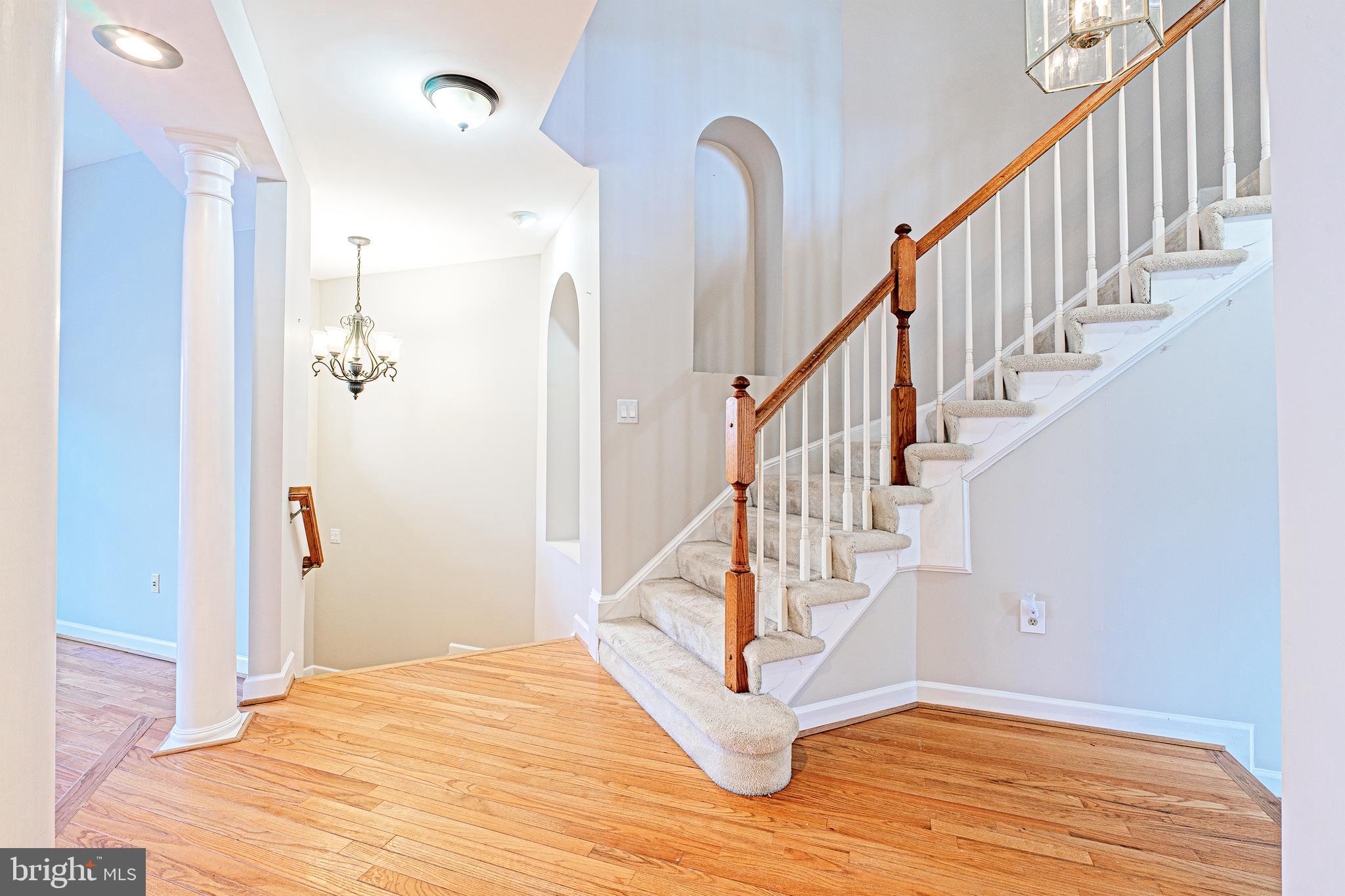 9503 Gatecross Place Burke, VA 22015 - Photo 3 of 39