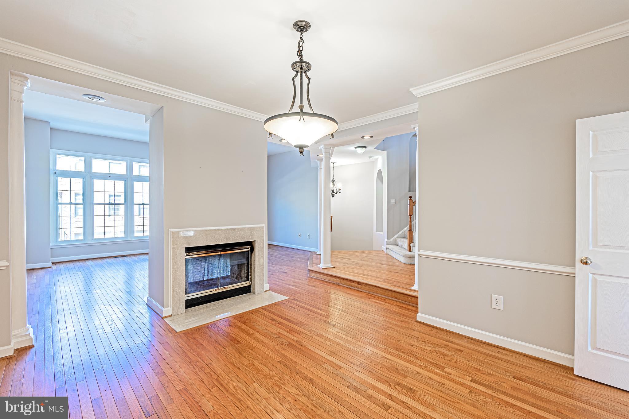 9503 Gatecross Place Burke, VA 22015 - Photo 8 of 39