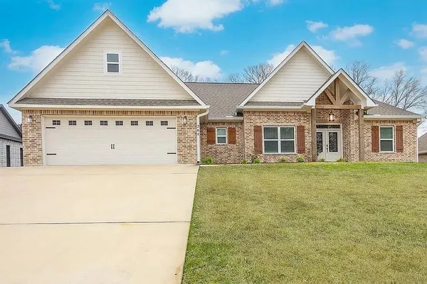 $370,000 | 281 Rustic Pnes Drive, Lufkin, TX 75904