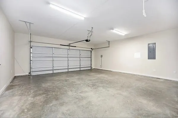 a view of a garage