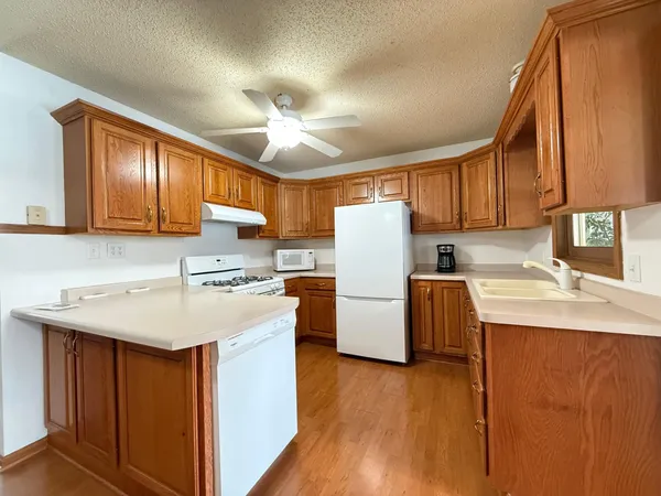 $499,900 | 63149 280th Avenue, Byron, MN 55920