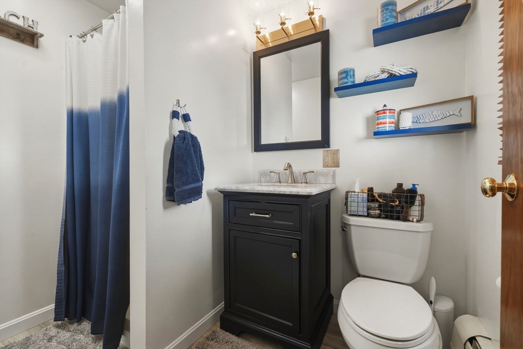 235 Middleboro Road Freetown, MA 02717 - Photo 27 of 41