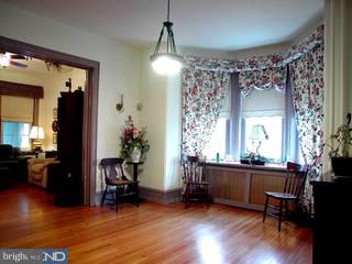 136 Upland Road Brookhaven, PA 19015 - Photo 4 of 6 Gallery Image 4