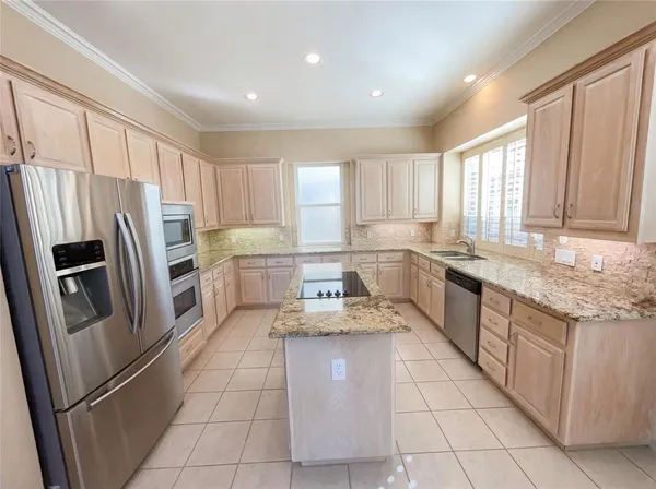 $730,000 | 2741 Barrington Drive, Plano, TX 75093