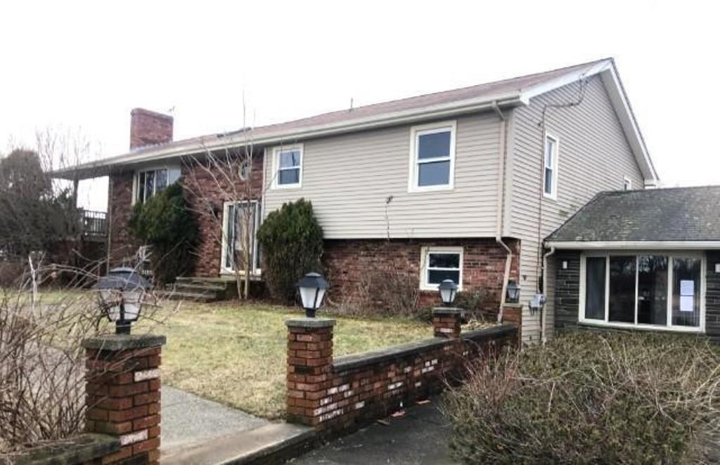 75 Birch Swamp Road Warren, RI 02885 - Photo 3 of 17 Gallery Image 3