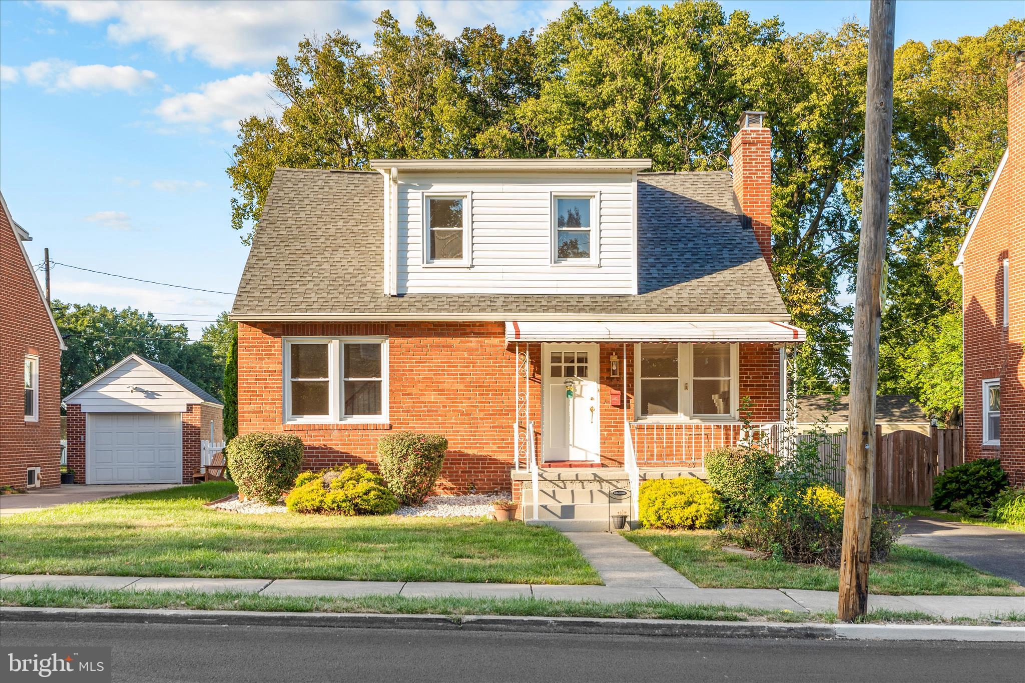 117 West 14th Street Frederick, MD 21701 - Photo 1 of 40 Renovated Cape Cod!