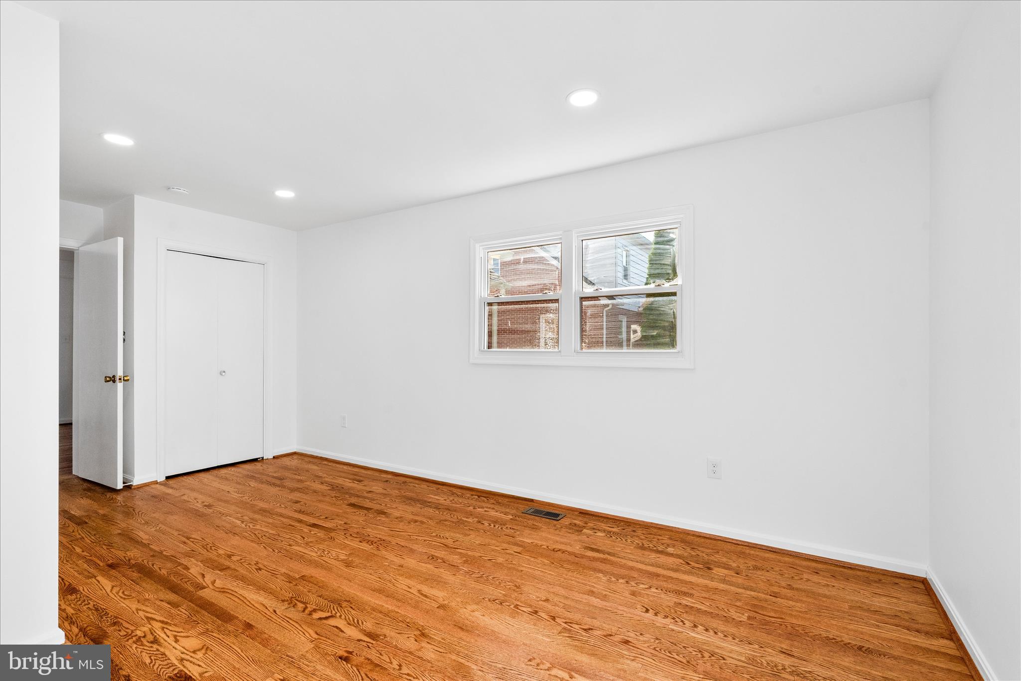 117 West 14th Street Frederick, MD 21701 - Photo 20 of 40 Primary Suite