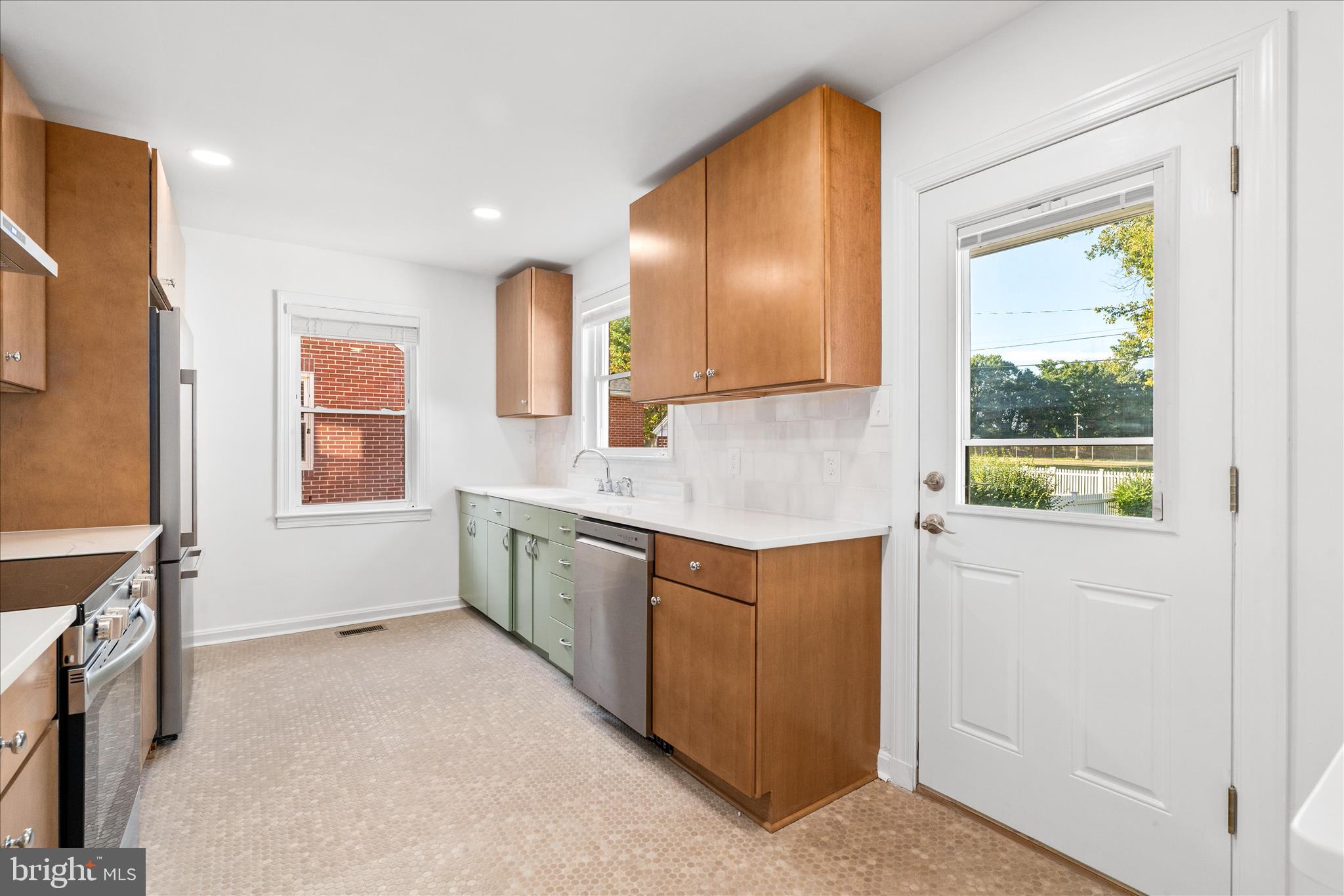 117 West 14th Street Frederick, MD 21701 - Photo 4 of 40 Updated Kitchen