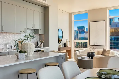 $2,850,000 | 121 Stewart Street, Unit 3704, Seattle, WA 98101