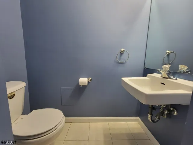 $1,800 | 272 Us Highway, Unit C, Andover, NJ 07821