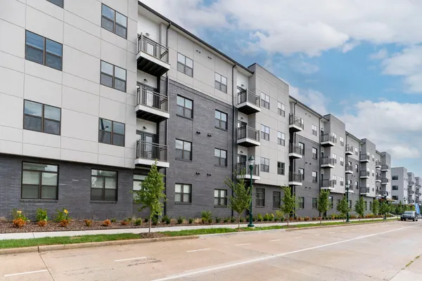 $244,000 | 782 Riverfront Parkway, Unit 123, Chattanooga, TN 37402