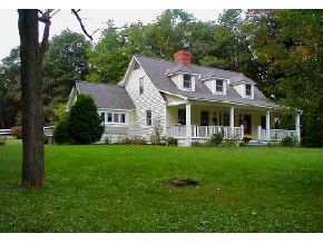 423 Waterman Road Dummerston, VT 05346 - Photo 1 of 1