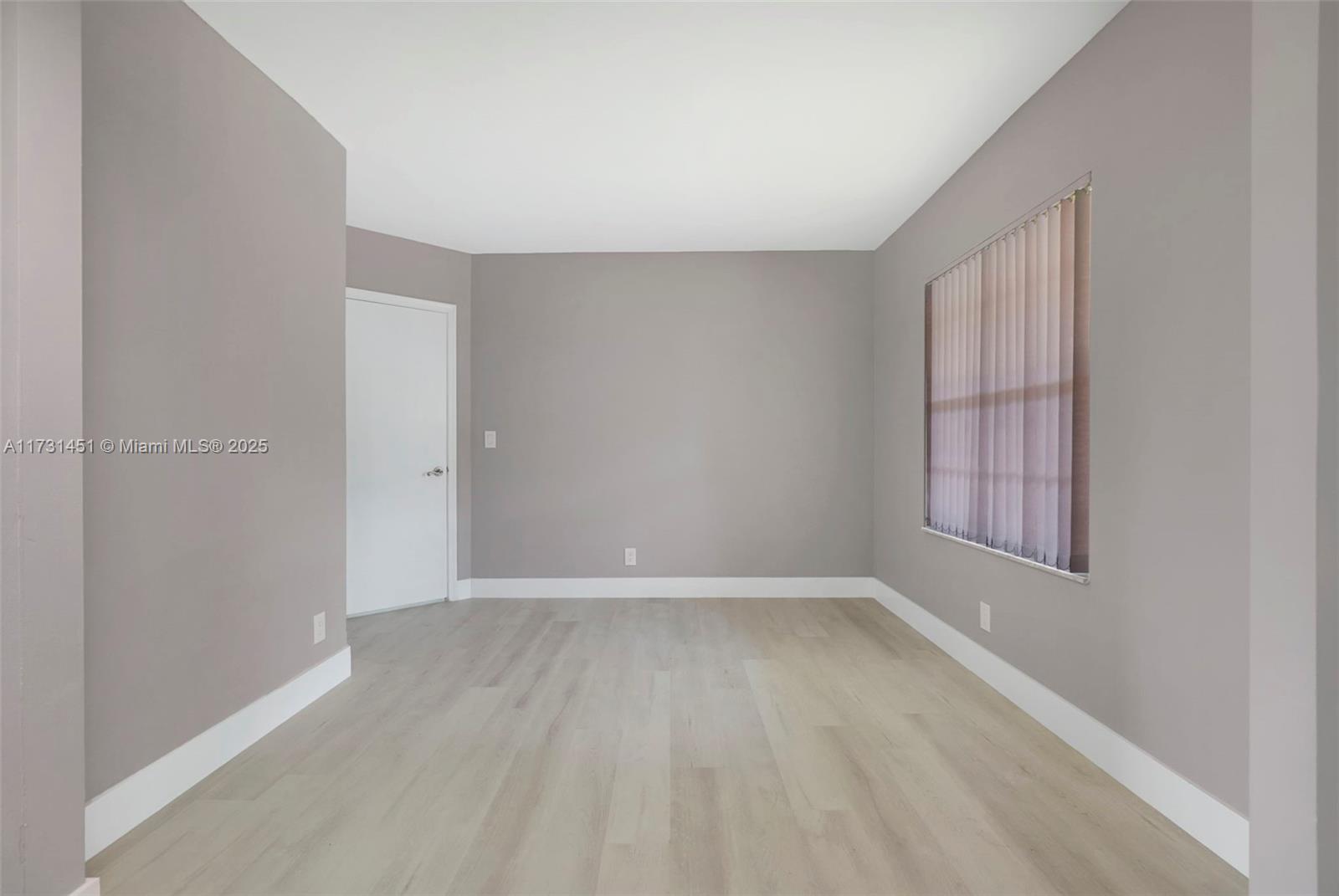 9849 Three Lakes Circle, Unit 1H Boca Raton, FL 33428 - Photo 8 of 25 Gallery Image 8