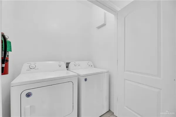 $925 | 3811 Paola Street, Unit 3, Edinburg, TX 78541