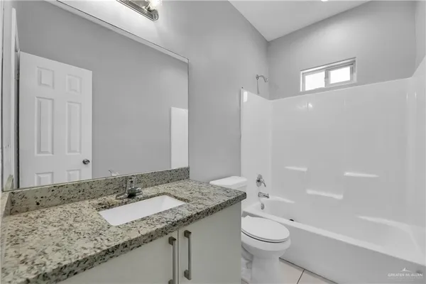 $925 | 3811 Paola Street, Unit 3, Edinburg, TX 78541