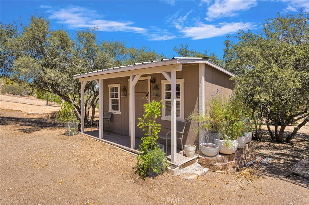 7031 Joshua Road Oak Hills, CA 92344 - Photo 65 of 77