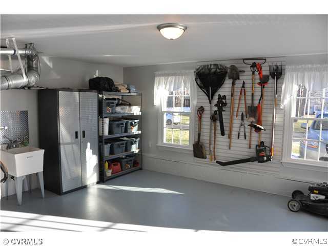 15217 Windy Ridge Road Midlothian, VA 23112 - Photo 15 of 17