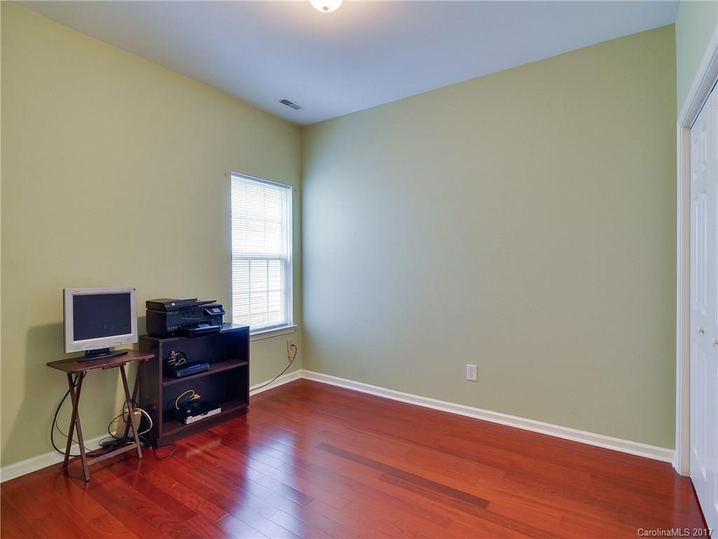 8429 Newfane Road Charlotte, NC 28269 - Photo 11 of 24
