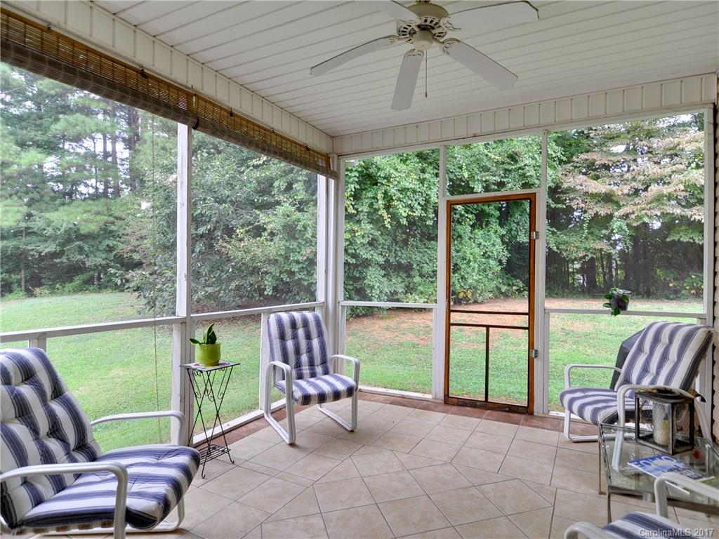 8429 Newfane Road Charlotte, NC 28269 - Photo 22 of 24